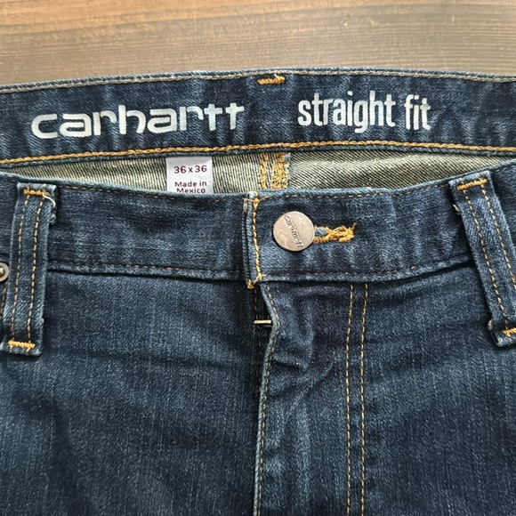 *SOLD* Mens 36” x 36” Carhartt straight fit Carhartt dark denim jeans - Picture 3 of 4
